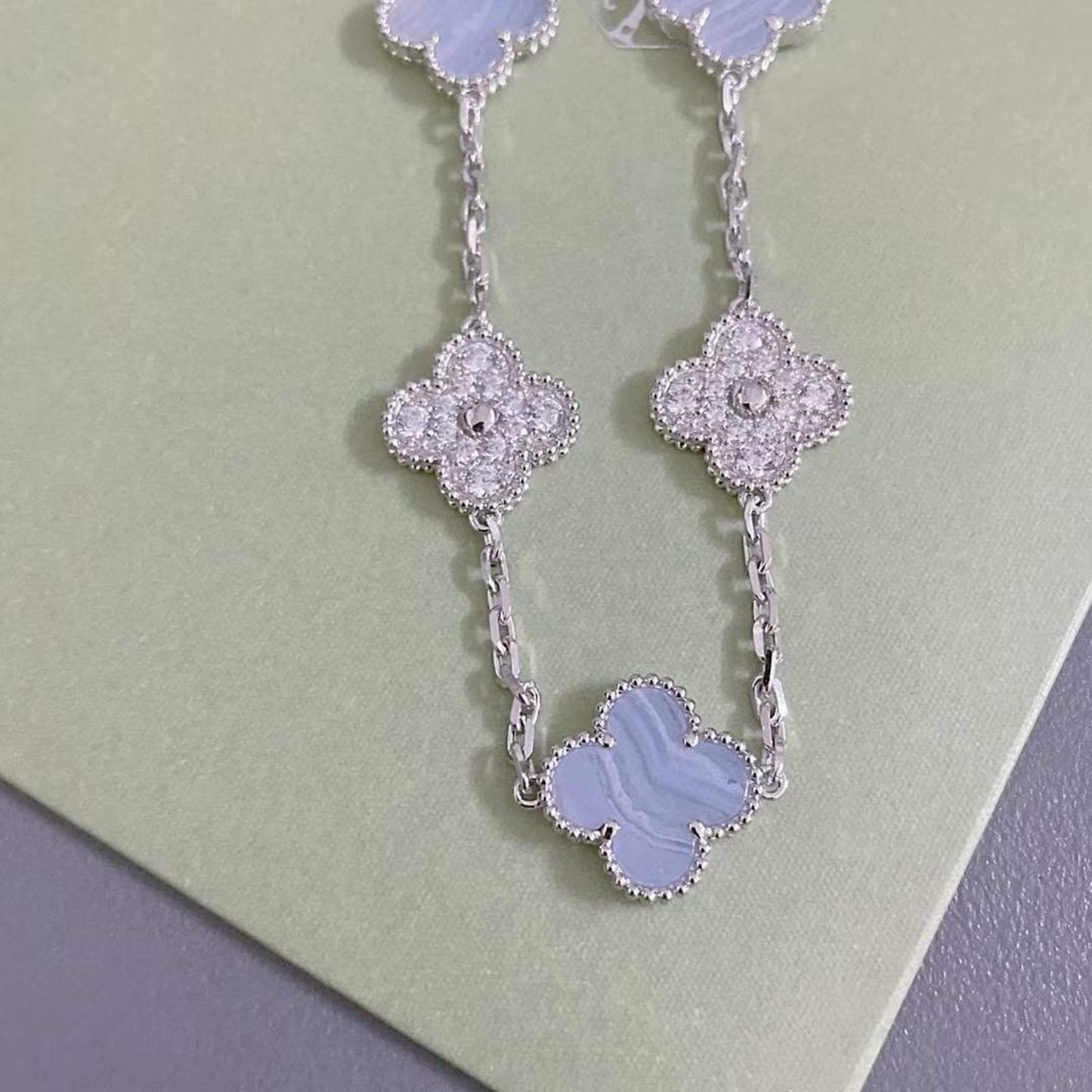 [Vellora Opalyn]CLOVER  5 MOTIF DIAMOND PURPLE CHALCEDONY BRACELET SILVER