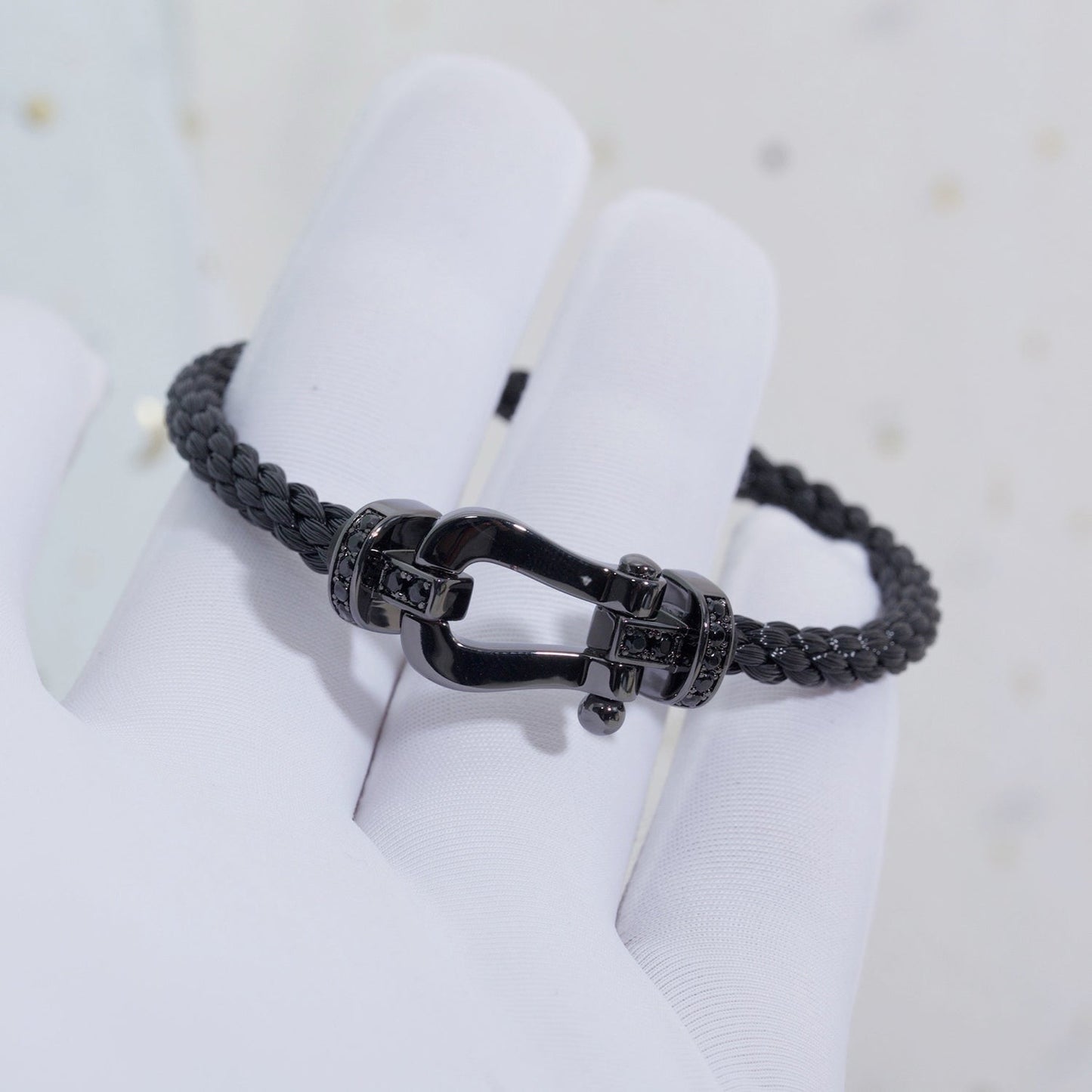 [Vellora Opalyn] FORCE LARGE SERIES HORSESHOE BLACK SAMURAI BRACELET