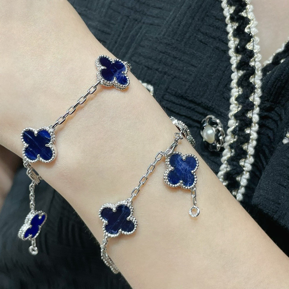 [Vellora Opalyn]CLOVER 5 MOTIF PIETERSITE SILVER BRACELET