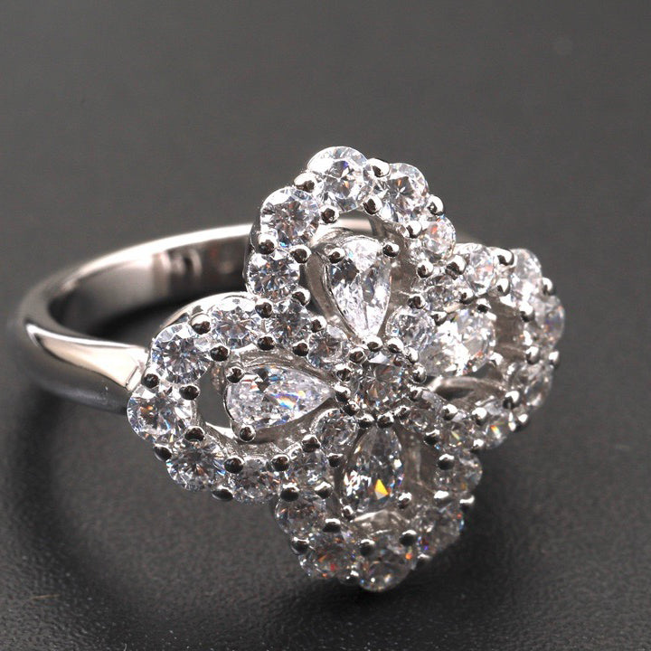 [Vellora Opalyn]LOOP RING FULL MOTIF DIAMOND 16MM SILVE