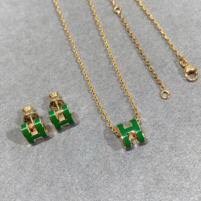 [Vellora Opalyn]POP H GREEN NECKLACE SILVER AND GOLD