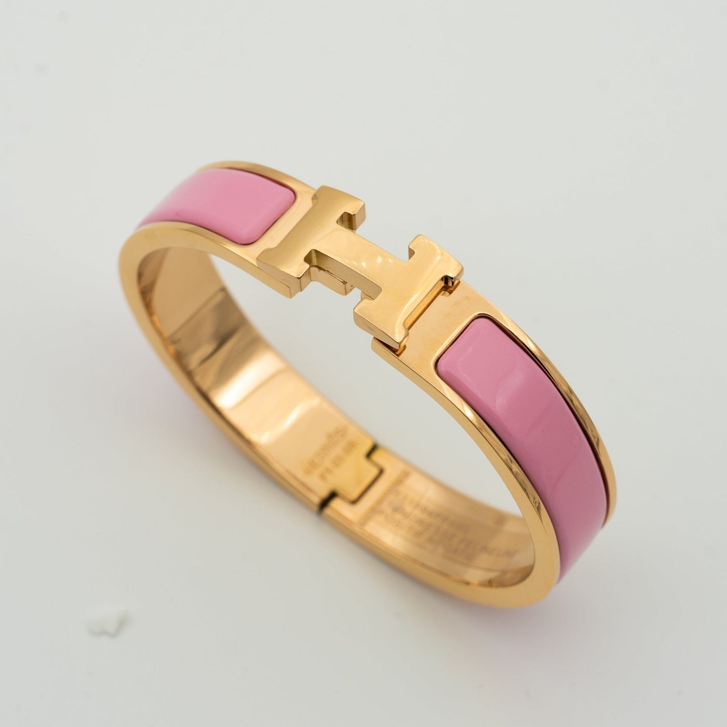 [Vellora Opalyn]H PINK BRACELET
