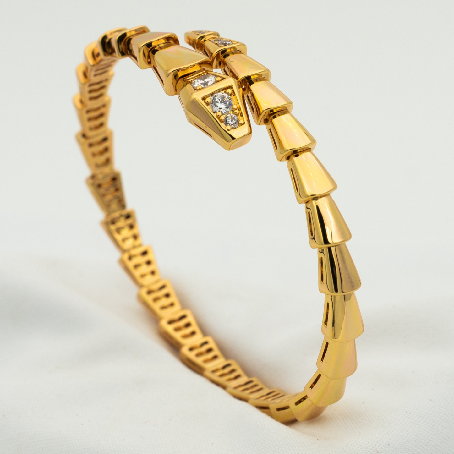 [Vellora Opalyn] SERPENTI BRACELET DIAMONDS