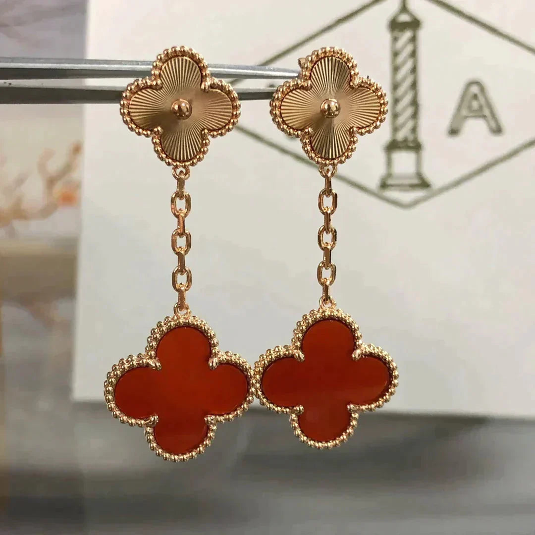 [Vellora Opalyn]CLOVER 2 MOTIF  LASER CARNELIAN EARRINGS