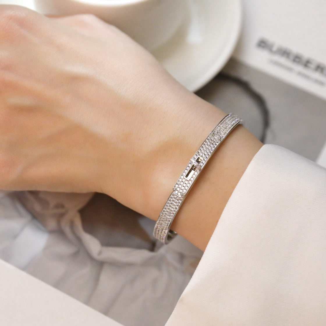 [Vellora Opalyn]KELLY BRACELET DIAMOND PAVED