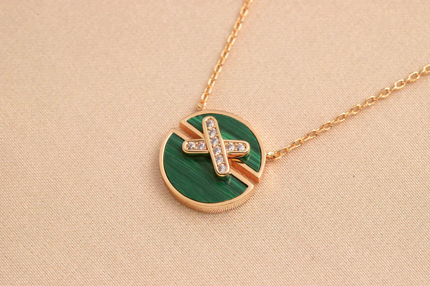 [Vellora Opalyn]JEUX DE ROSE GOLD DIAMOND NECKLACE