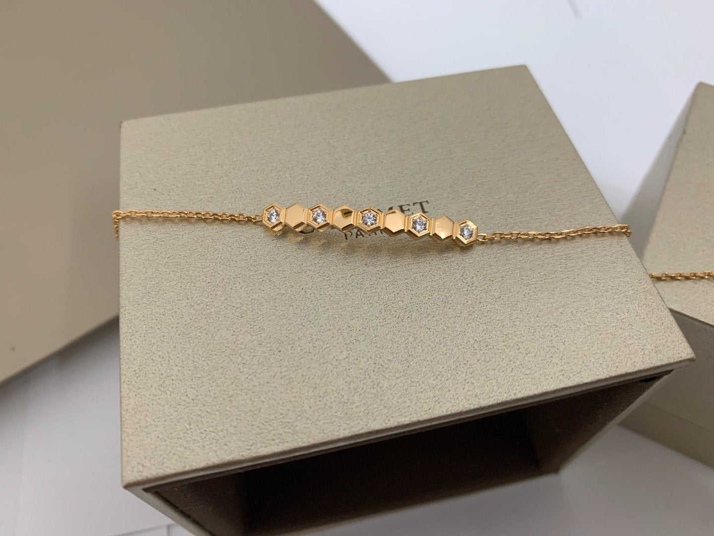 [Vellora Opalyn]BEE LOVE BRACELET DIAMOND