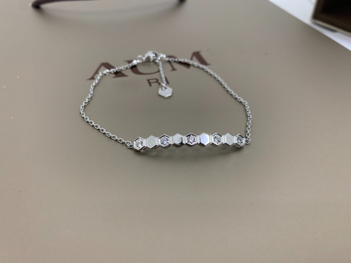 [Vellora Opalyn]BEE LOVE BRACELET DIAMOND