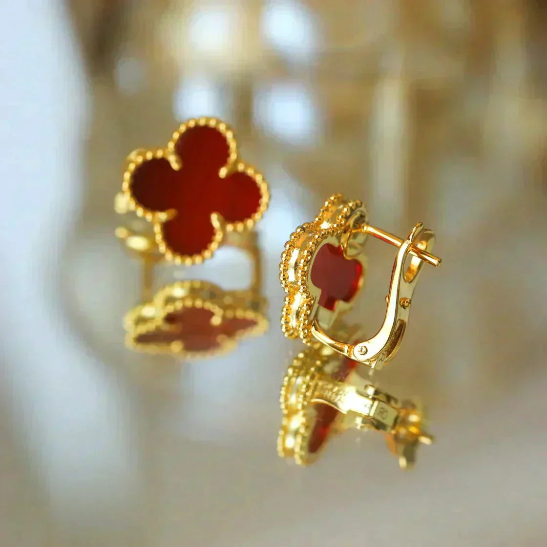 [Vellora Opalyn]CLOVER MEDIUM 1 MOTIFS CARNELIAN  EARRINGS