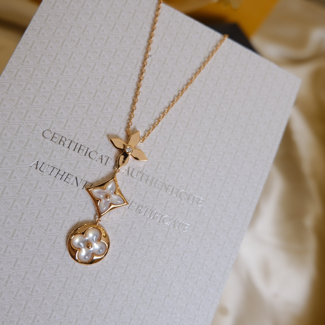[Vellora Opalyn]COLOR BLOSSOM LARIAT NECKLACE PINK GOLD WHITE MOTHER PEARL AND DIAMOND