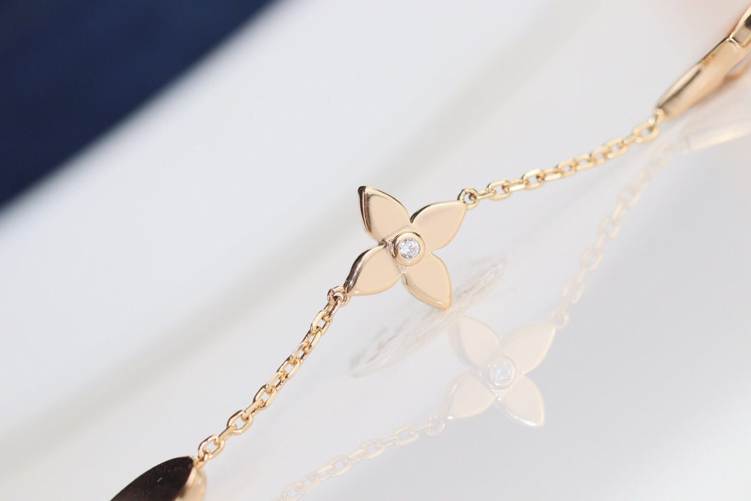 [Vellora Opalyn]LEAF CLOVER BRACELET