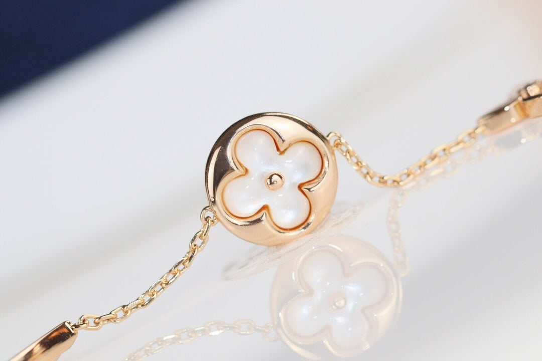 [Vellora Opalyn]LEAF CLOVER BRACELET