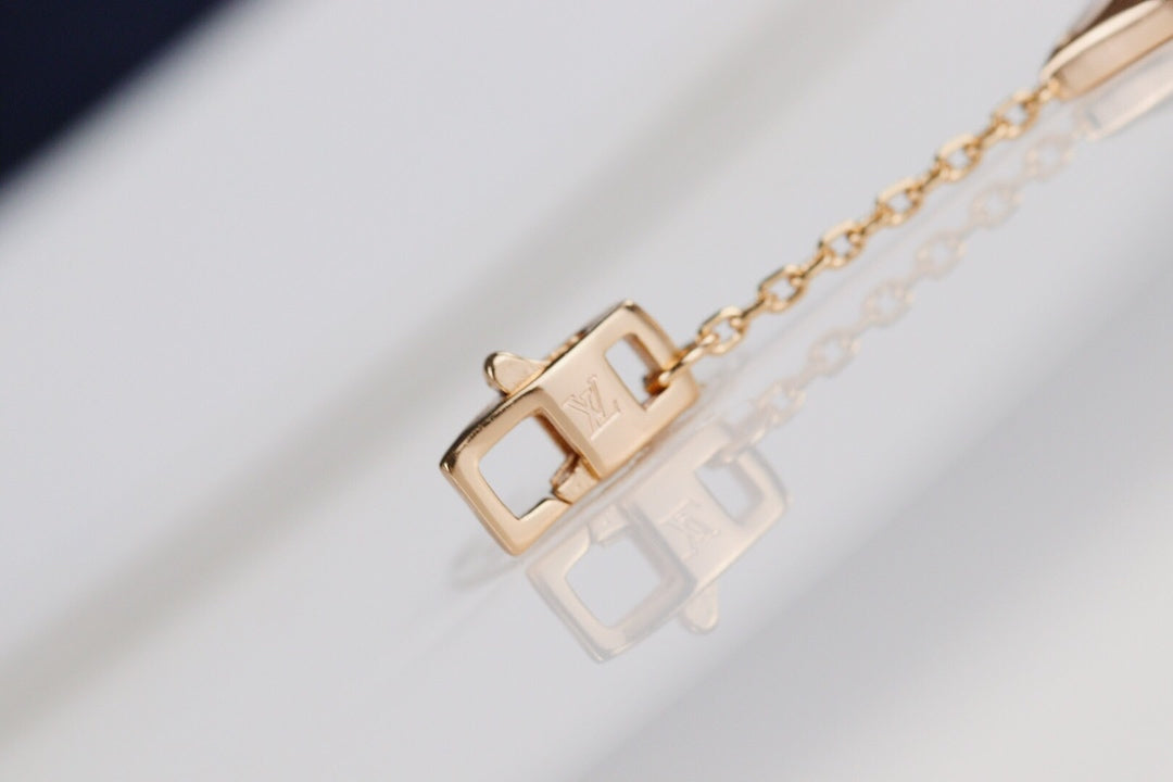 [Vellora Opalyn]LEAF CLOVER BRACELET