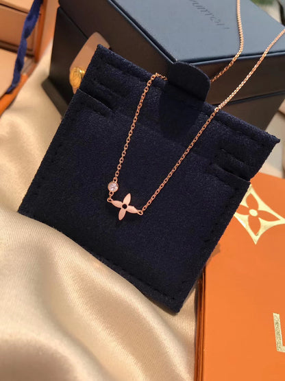 [Vellora Opalyn]BLOSSOM PENDANT PINK GOLD AND DIAMOND