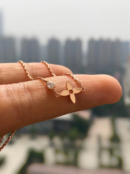 [Vellora Opalyn]BLOSSOM PENDANT PINK GOLD AND DIAMOND