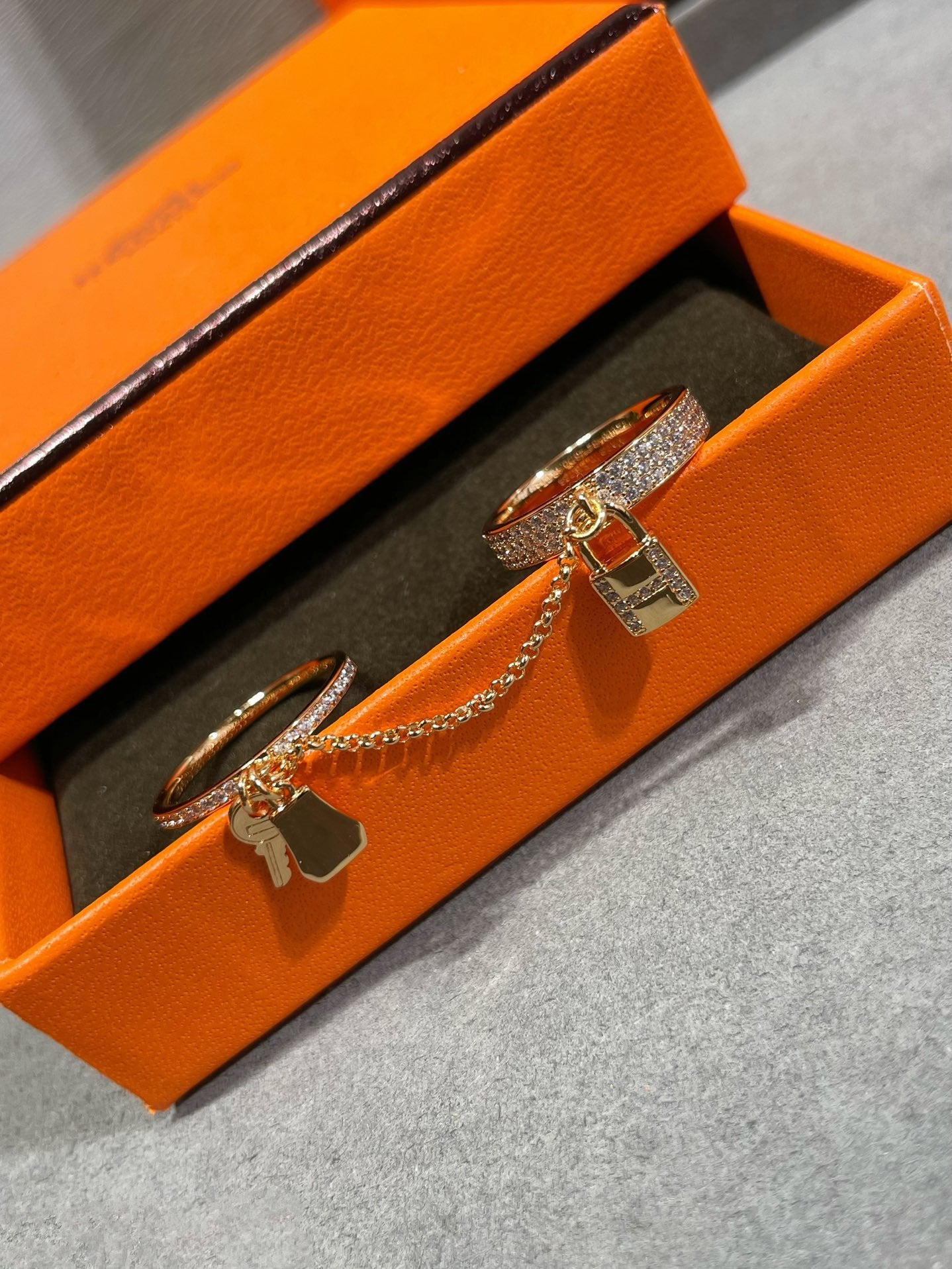 [Vellora Opalyn]HM KELLY CLOCHETTE DOUBLE RING IN  WITH DIAMONDS