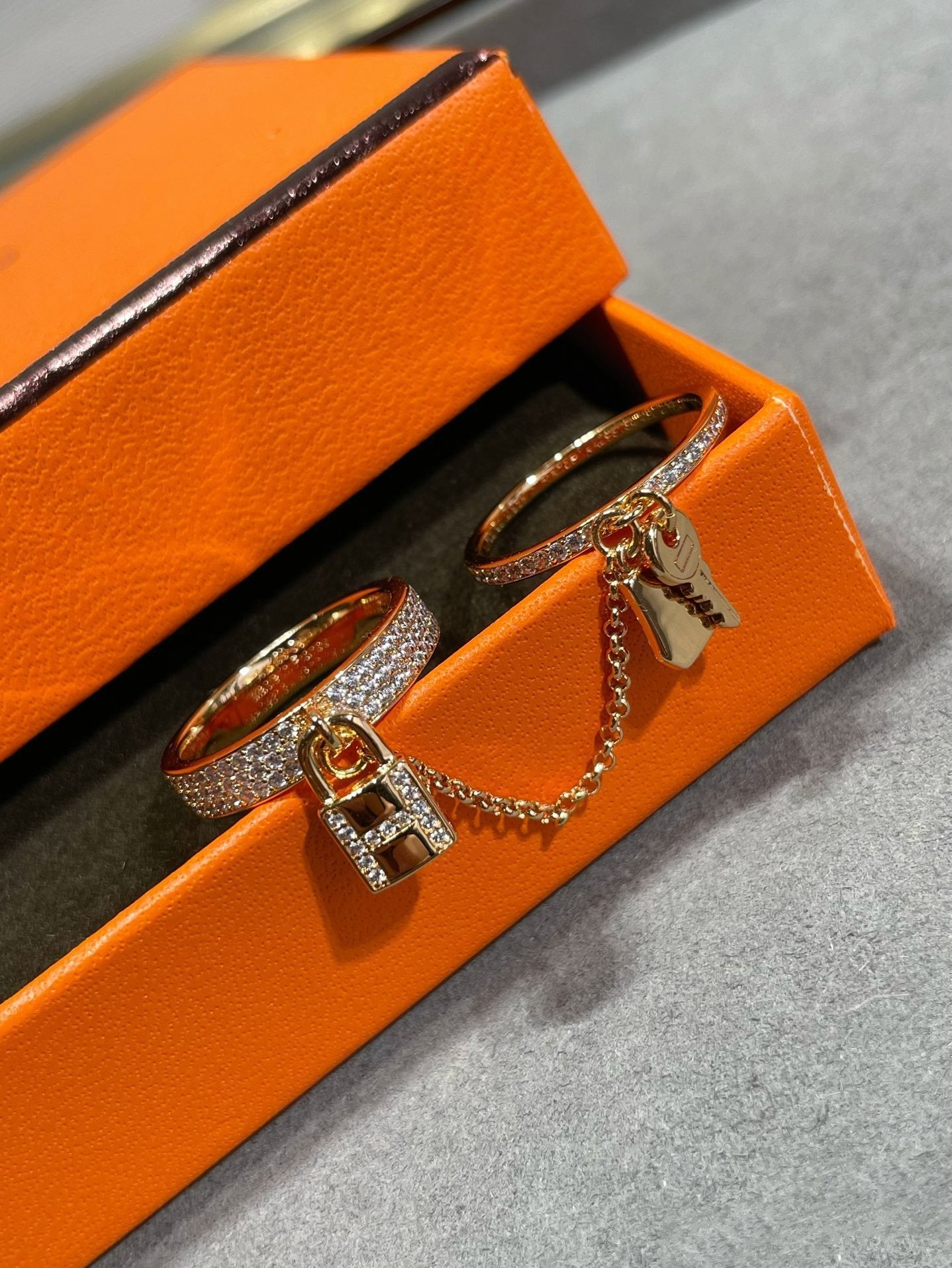[Vellora Opalyn]HM KELLY CLOCHETTE DOUBLE RING IN  WITH DIAMONDS