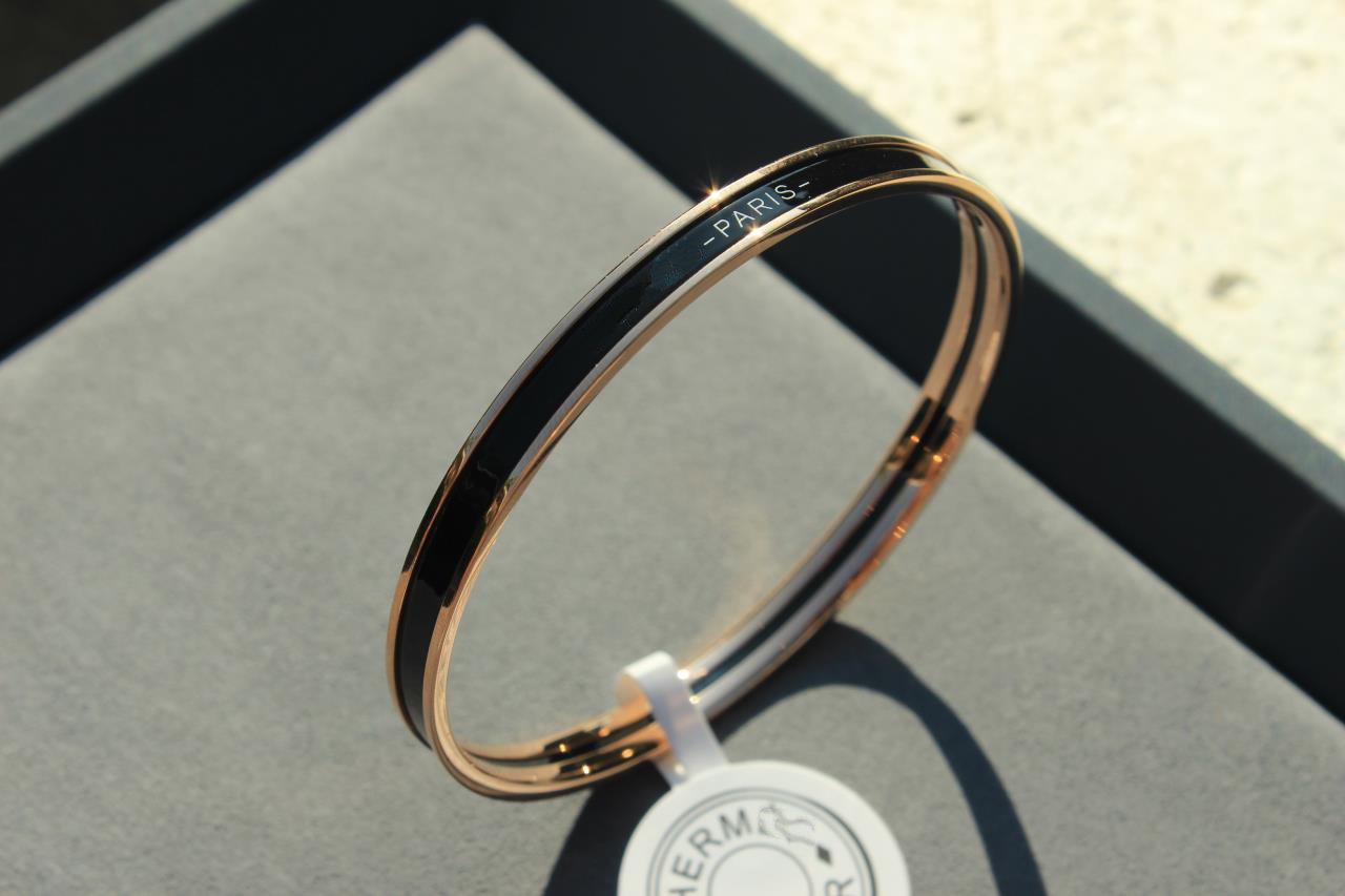[Vellora Opalyn]HM UNI BANGLE BAG