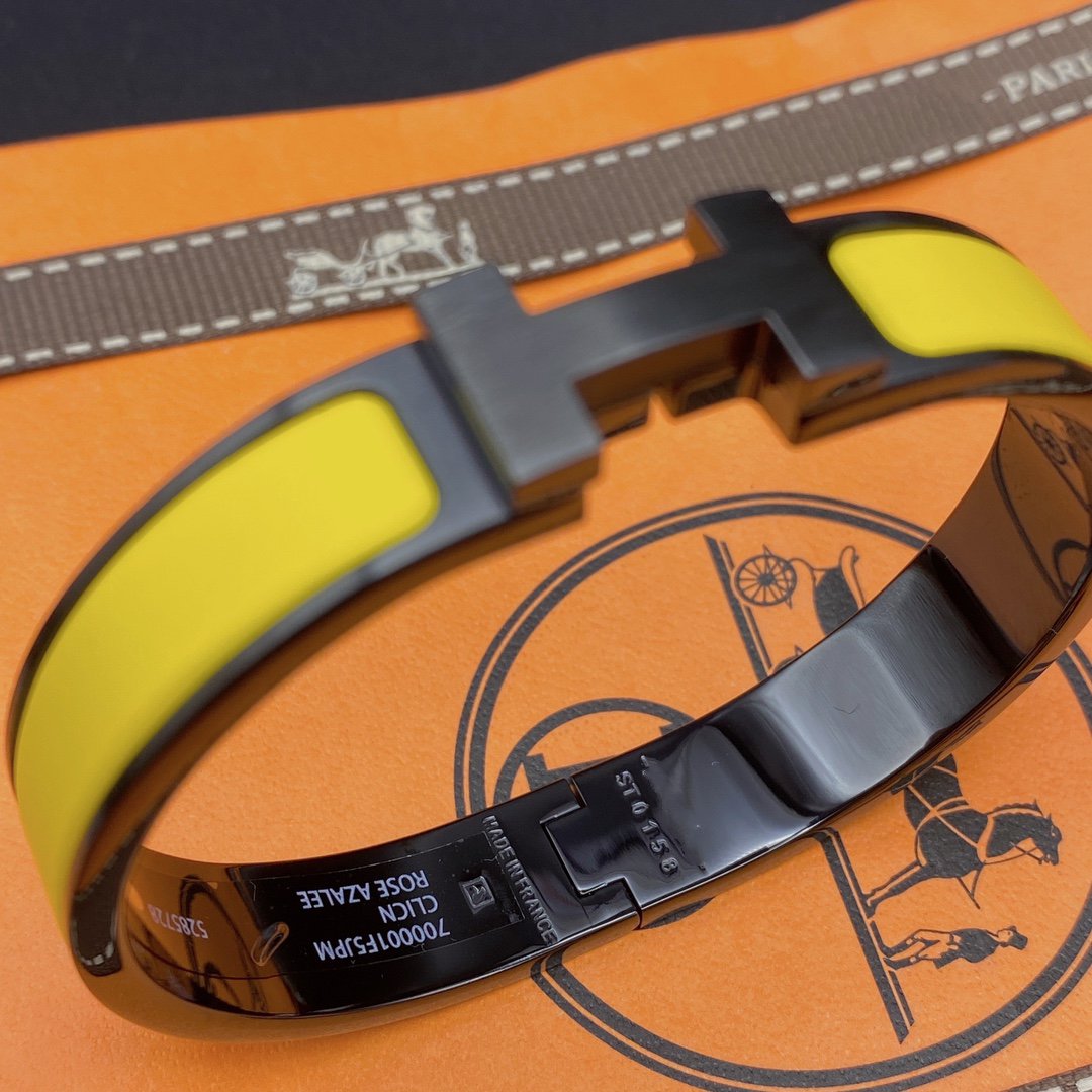 [Vellora Opalyn]CLIC HM SO BLACK YELLOW BRACELET