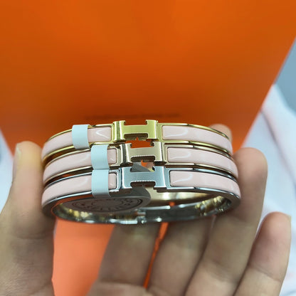 [Vellora Opalyn]CLASSIC HM CLIC  PINK 8MM ENAMEL BRACELET