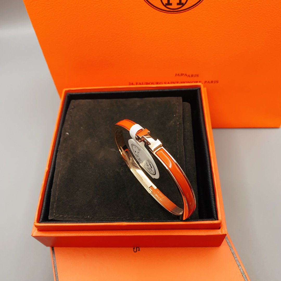 [Vellora Opalyn]CLASSIC HM CLIC RED 8MM ENAMEL BRACELET