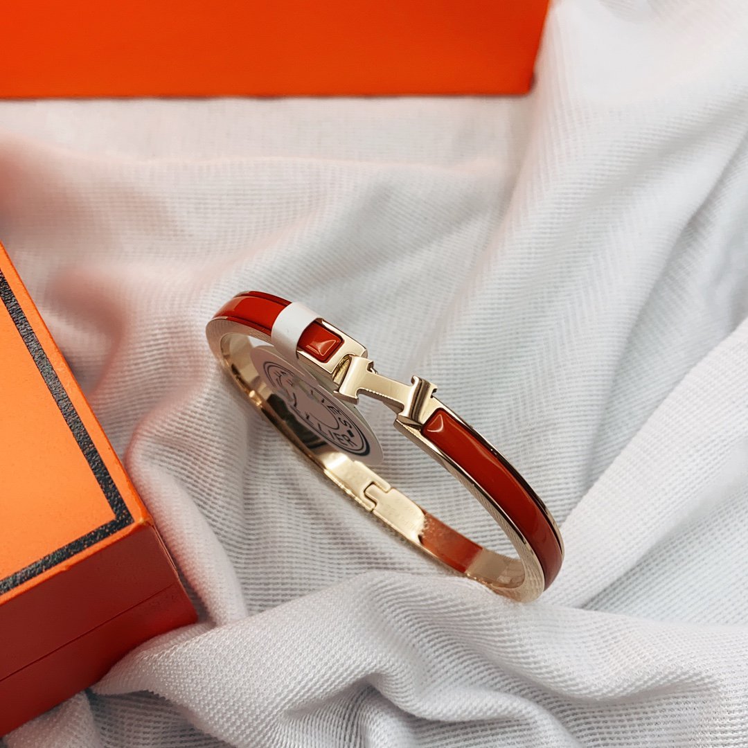 [Vellora Opalyn]CLASSIC HM CLIC RED 8MM ENAMEL BRACELET