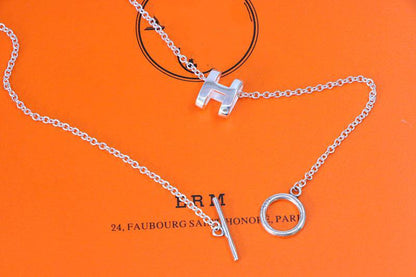 [Vellora Opalyn]HM NECKLACE H LETTER OVAL SERIES