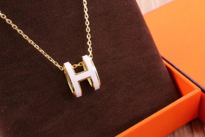 [Vellora Opalyn]HM CLIC YELLOW ENAMEL GOLD NECKLACE