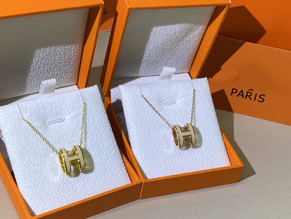 [Vellora Opalyn]HM CLIC YELLOW ENAMEL GOLD NECKLACE