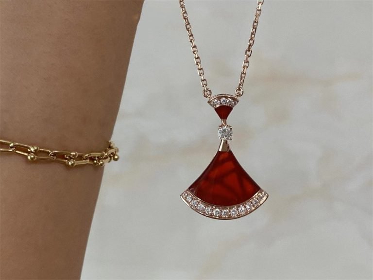 [Vellora Opalyn]DREAM NECKLACE CARNELIAN DIAMOND
