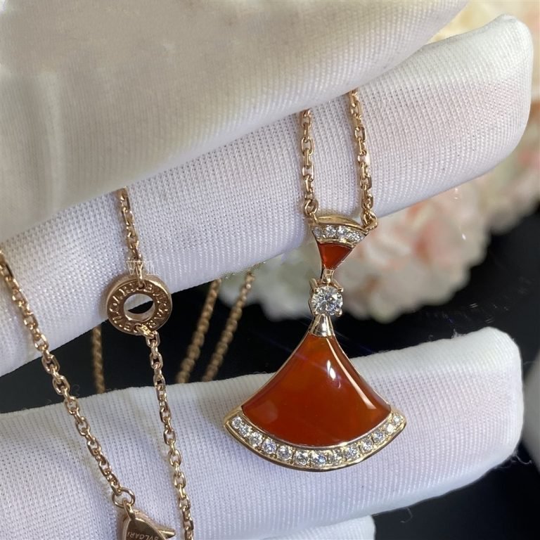 [Vellora Opalyn]DREAM NECKLACE CARNELIAN DIAMOND