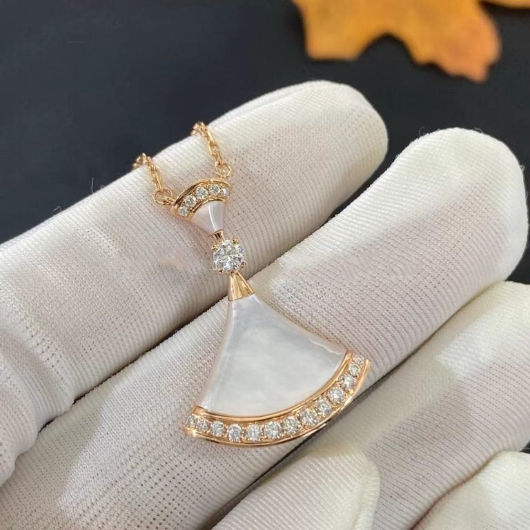 [Vellora Opalyn]DREAM NECKLACE MOP PINK GOLD DIAMOND