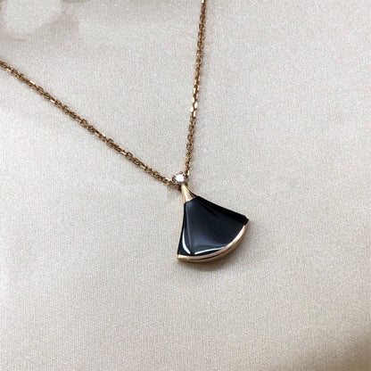[Vellora Opalyn]DREAM NECKLACE ONYX 1 DIAMOND