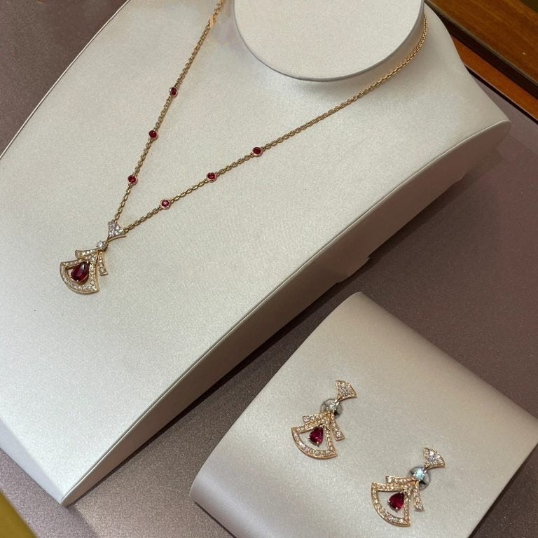 [Vellora Opalyn]DREAM NECKLACE CARNELIAN DIAMOND PINK GOLD