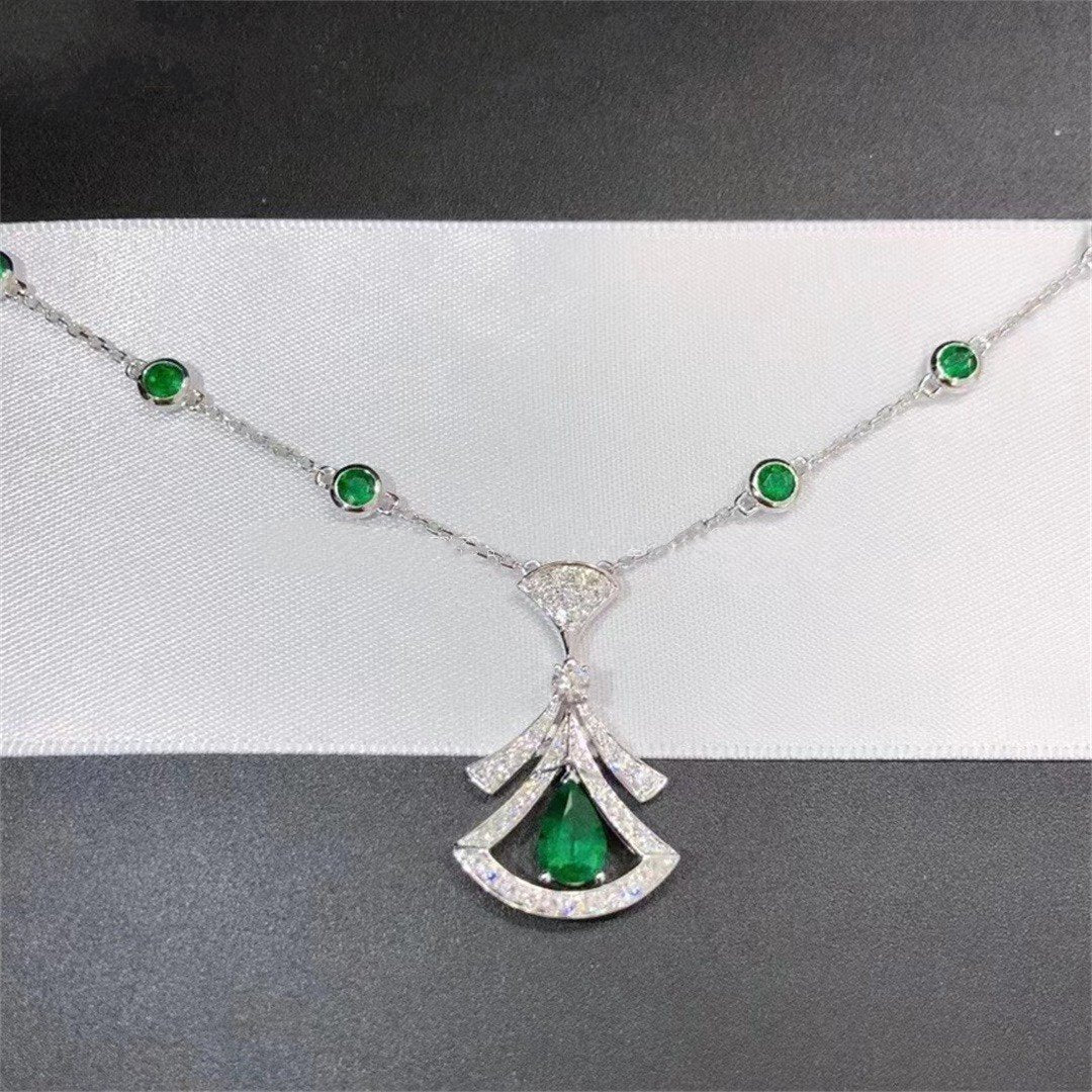 [Vellora Opalyn]DREAM NECKLACE MALACHITE DIAMOND SILVER
