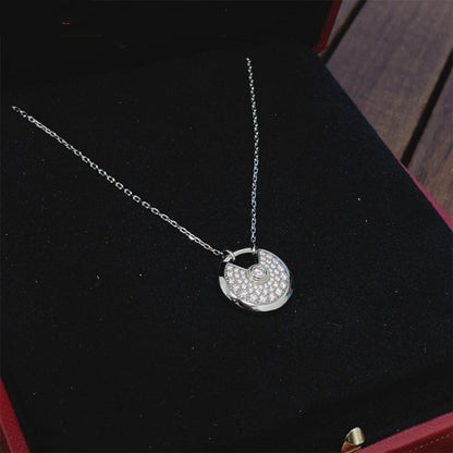 [Vellora Opalyn]AMULETTE SILVER FULL DIAMOND NECKLACE