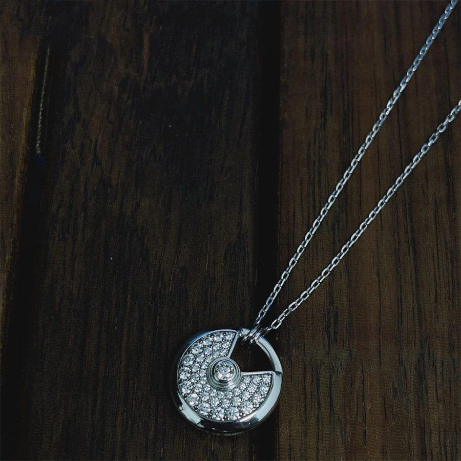 [Vellora Opalyn]AMULETTE SILVER FULL DIAMOND NECKLACE