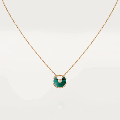 [Vellora Opalyn]AMULETTE ROSE GOLD MALACHITE NECKLACE