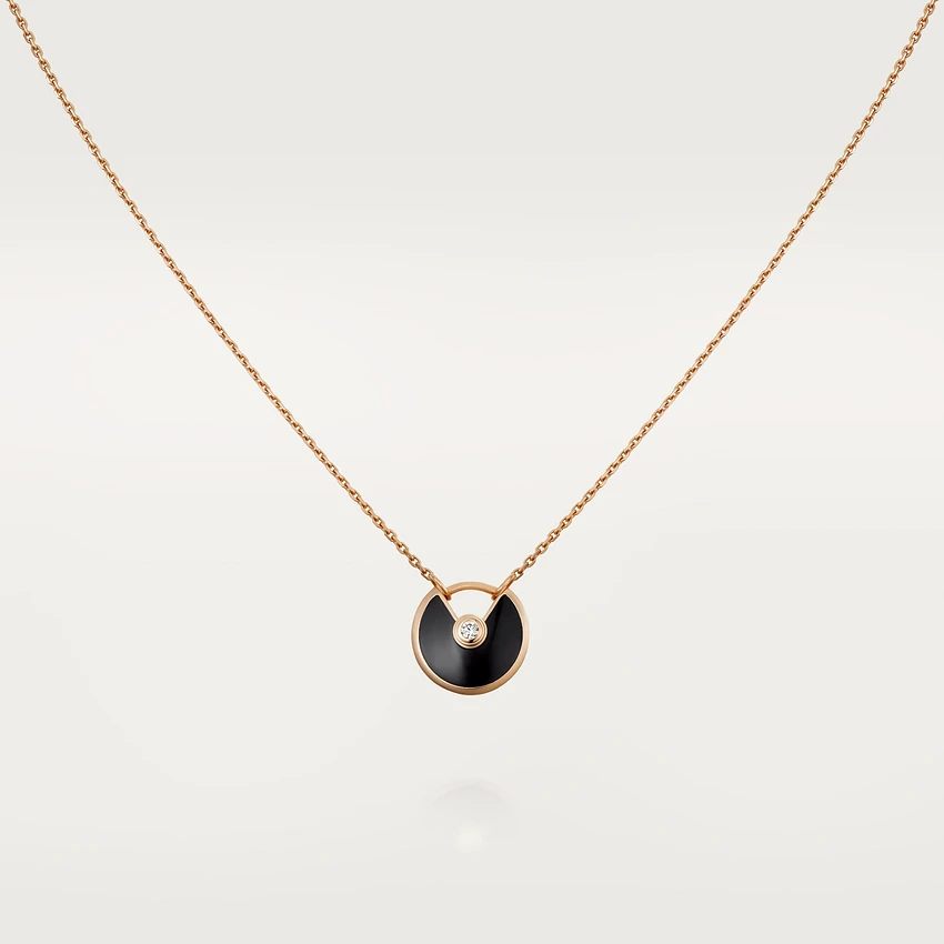 [Vellora Opalyn]AMULETTE ROSE GOLD ONYX NECKLACE