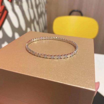 [Vellora Opalyn]BEE LOVE SILVER DIAMOND BRACELET