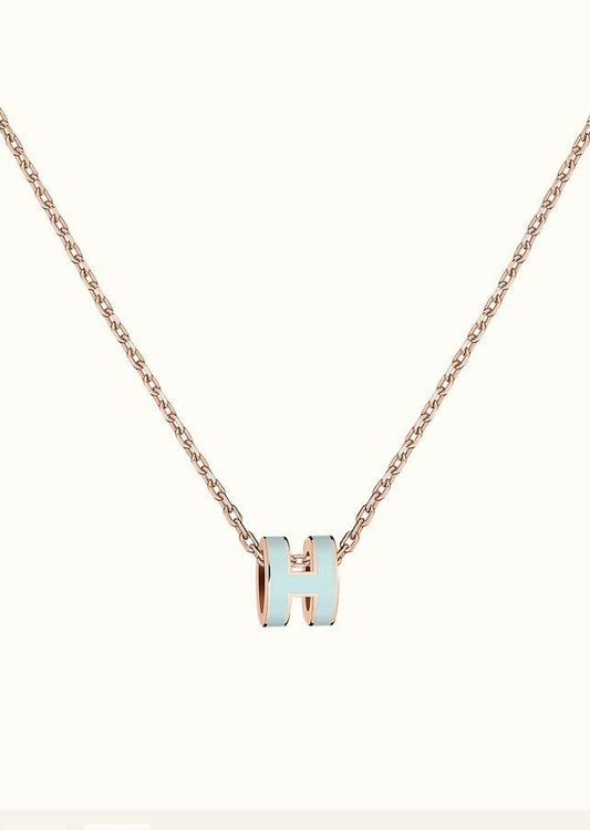 [Vellora Opalyn]POP H LIGHT BLUE NECKLACE