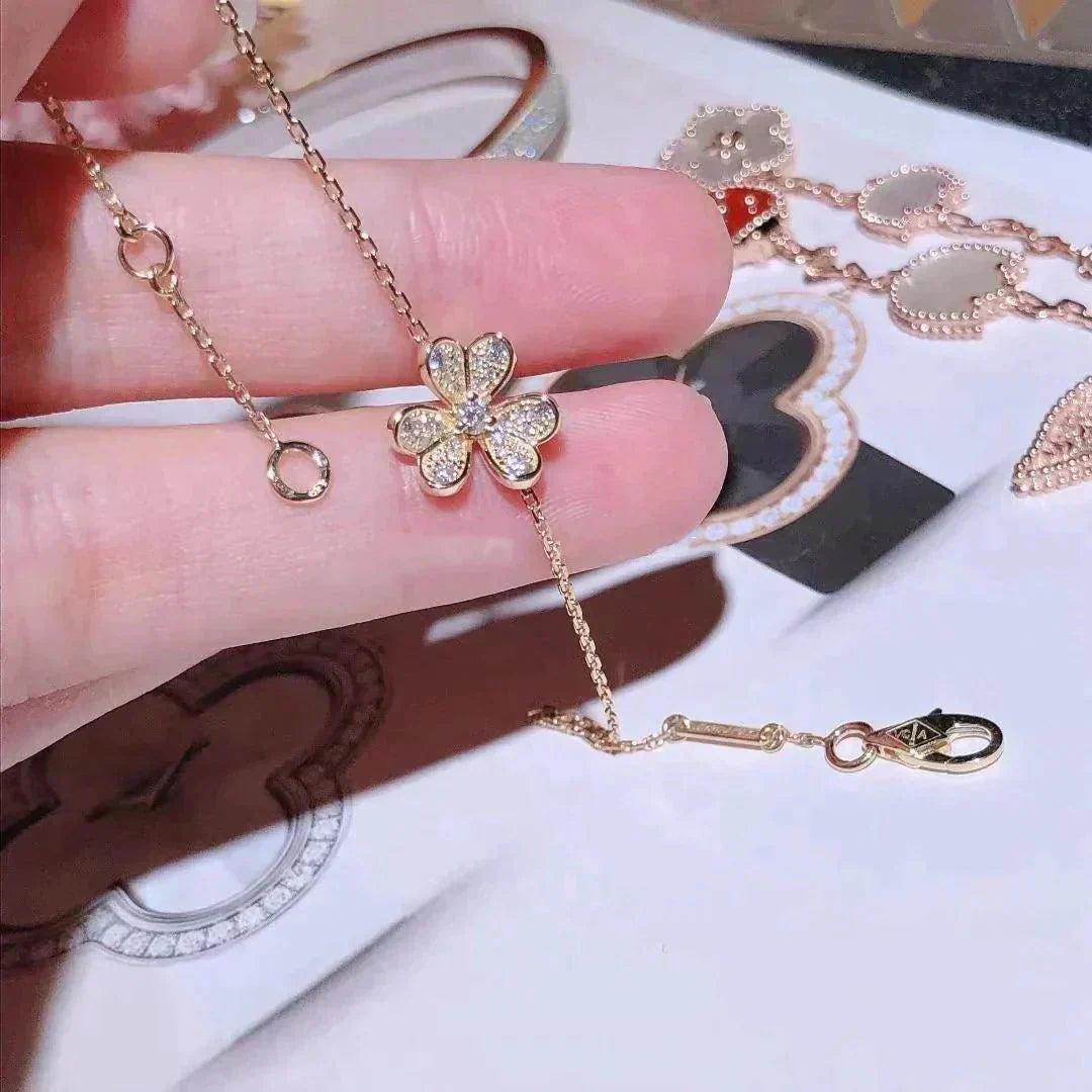 [Vellora Opalyn]FRIVOLE GOLD FLOWER DIAMOND BRACELET