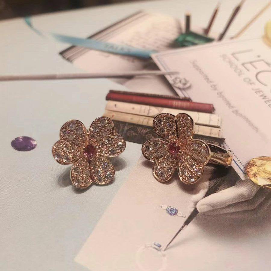 [Vellora Opalyn]FRIVOLE PINK GOLD FLOWER DIAMOND EARRINGS