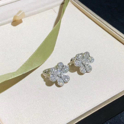 [Vellora Opalyn]FRIVOLE SILVER FLOWER DIAMOND EARRINGS