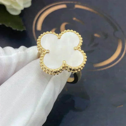 [Vellora Opalyn]CLOVER WHITE MOP RING