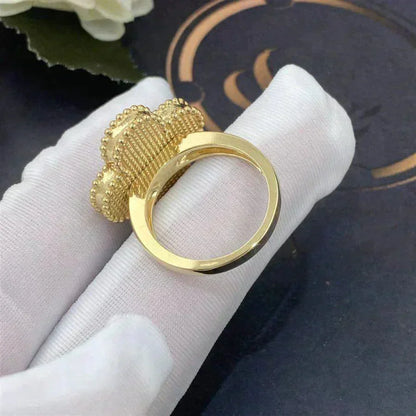 [Vellora Opalyn]CLOVER WHITE MOP RING
