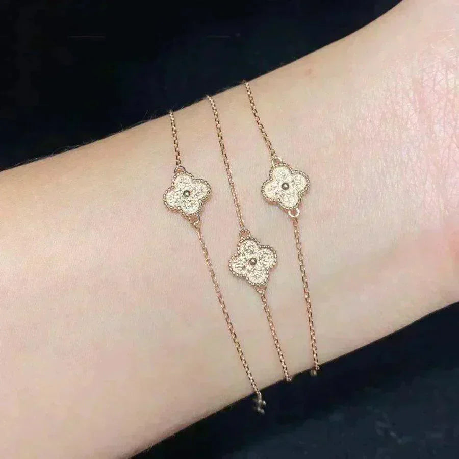 [Vellora Opalyn]CLOVER SINGLE FLOWER BRACELET