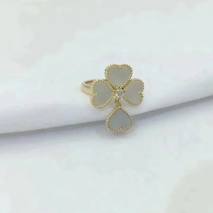 [Vellora Opalyn]SWEET CLOVER WHITE MOP RING