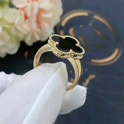 [Vellora Opalyn]CLOVER ONYX RING