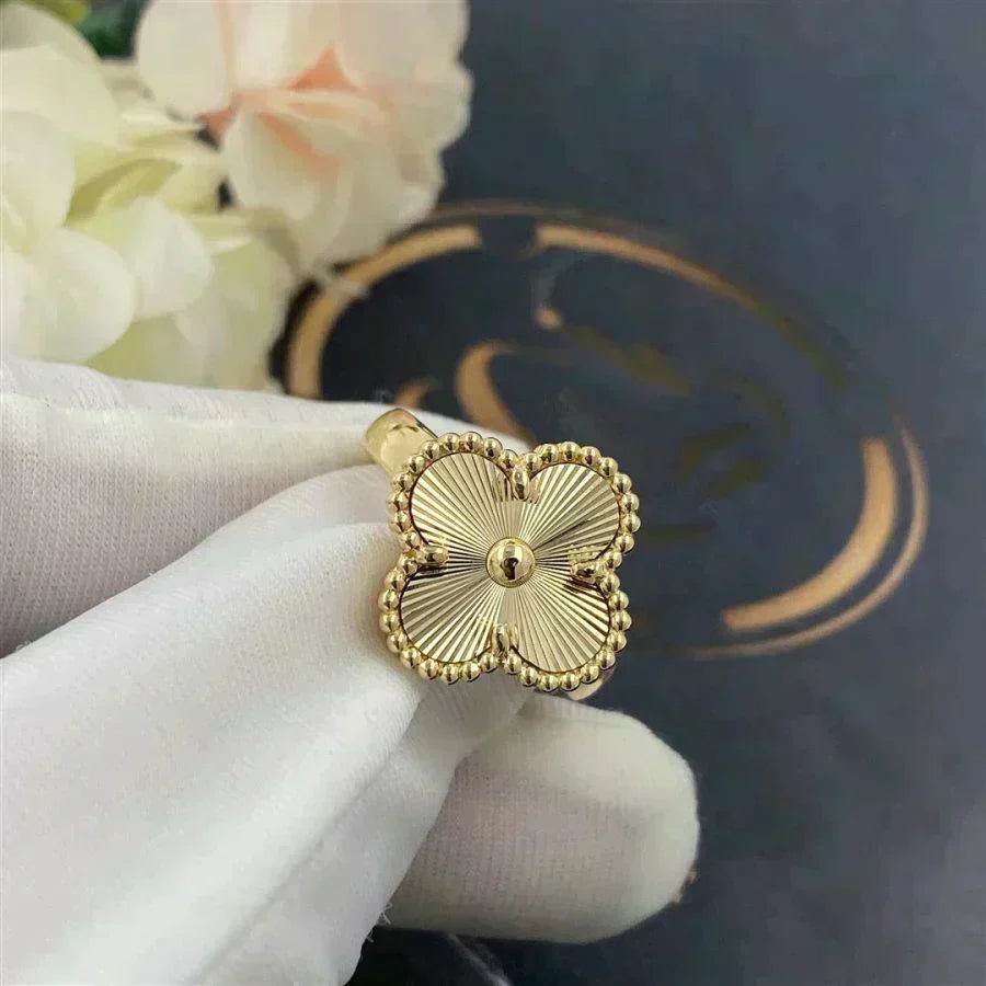 [Vellora Opalyn]CLOVER GOLD RING
